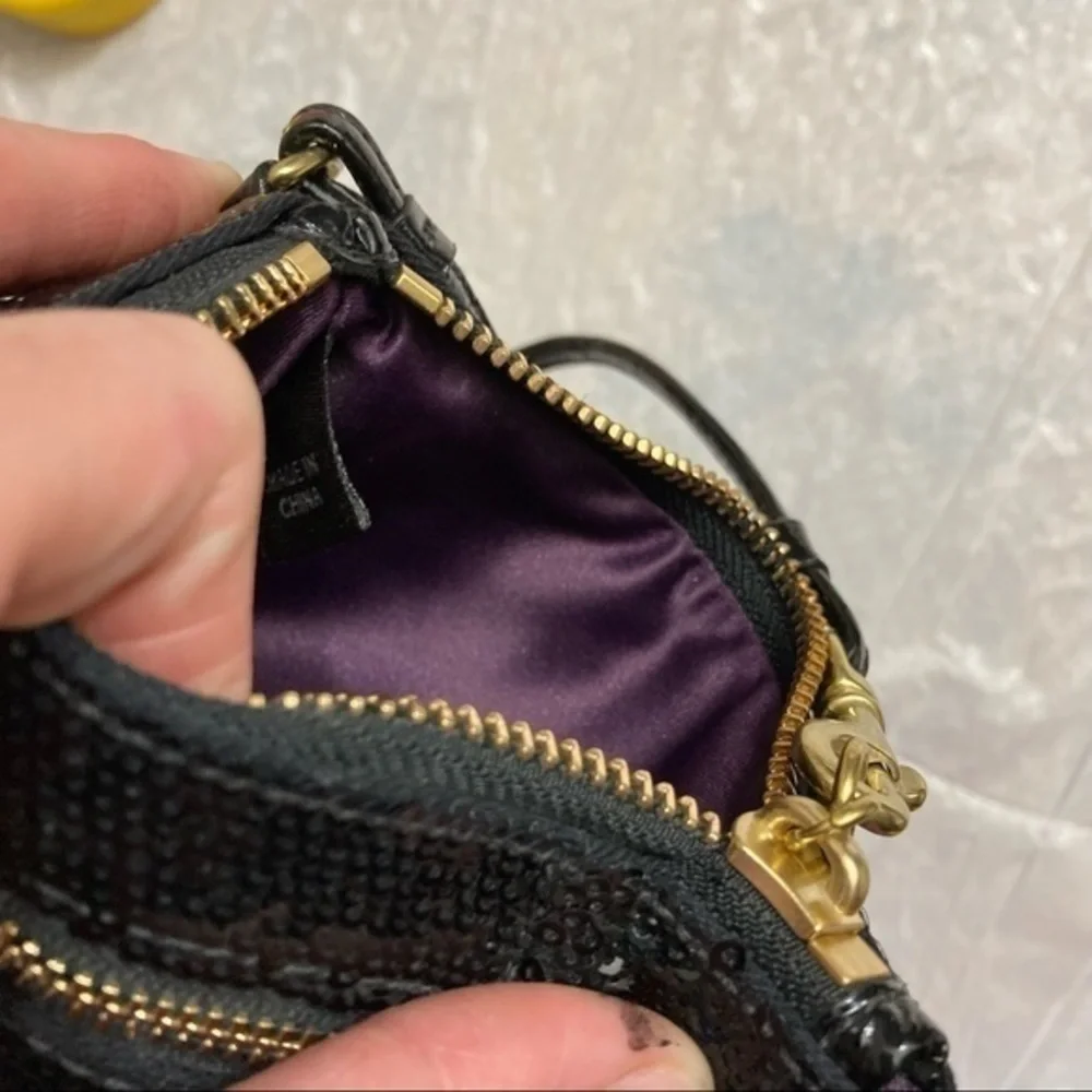 Coach vintage y2k black poppy hearts sequins evening wristlet bag rare